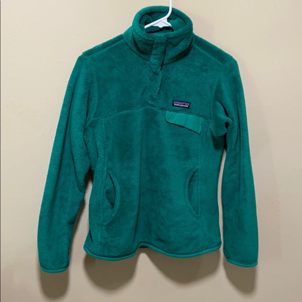 Green Patagonia crew neck